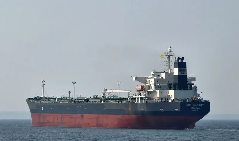 ICE ENERGY Tanker IMO 9301732 photo 7