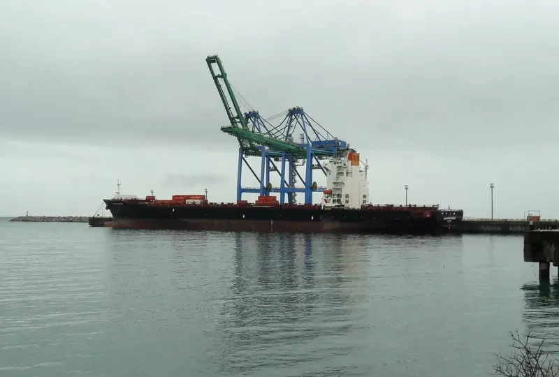 SEASPAN DUBAI Container Ship IMO 9301782