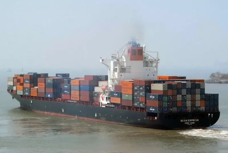 SEASPAN DUBAI Container Ship IMO 9301782 photo 3