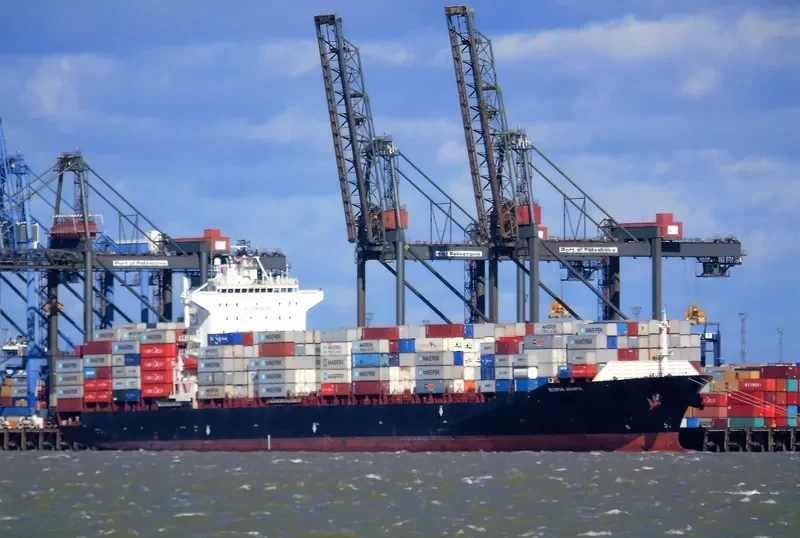 SEASPAN JAKARTA Container Ship IMO 9301794 photo 6