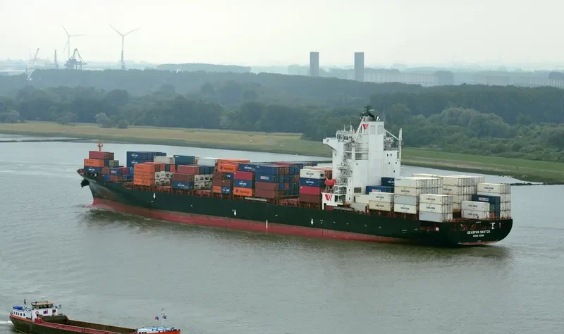 SEASPAN SANTOS Container Ship IMO 9301835 photo 2