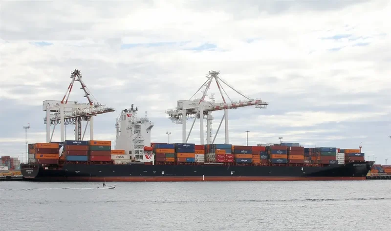 SEASPAN SANTOS Container Ship IMO 9301835 photo 4