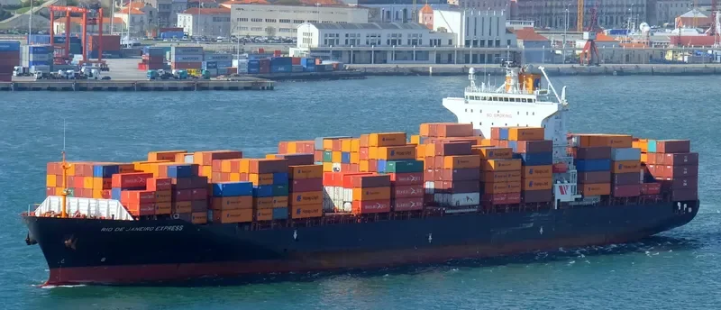 SEASPAN RIO DE JANEIRO Container Ship IMO 9301847 photo 8