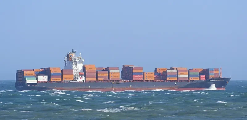 SEASPAN RIO DE JANEIRO Container Ship IMO 9301847 photo 9