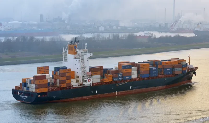 SEASPAN MANILA Container Ship IMO 9301859
