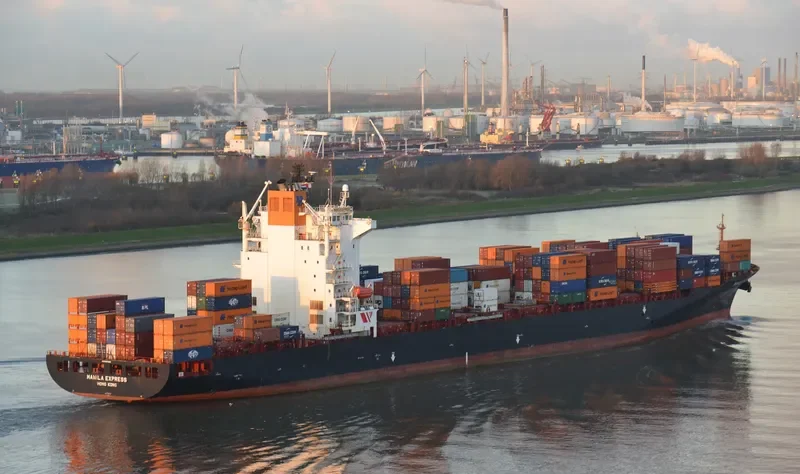 SEASPAN MANILA Container Ship IMO 9301859 photo 3