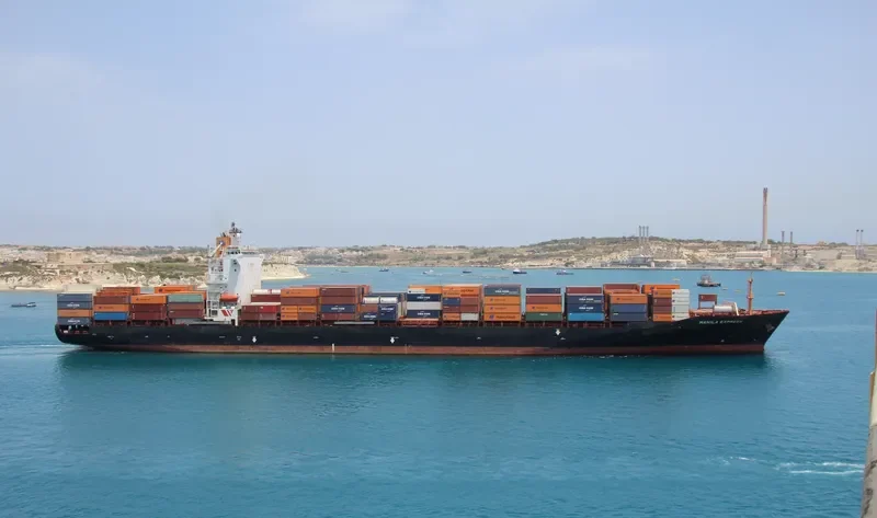 SEASPAN MANILA Container Ship IMO 9301859 photo 8