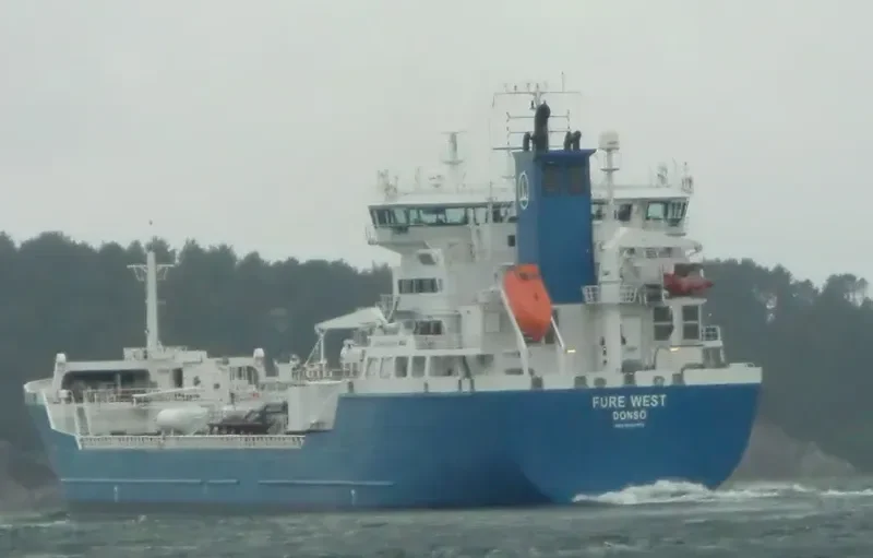 FURE WEST Tanker IMO 9301873 photo 2