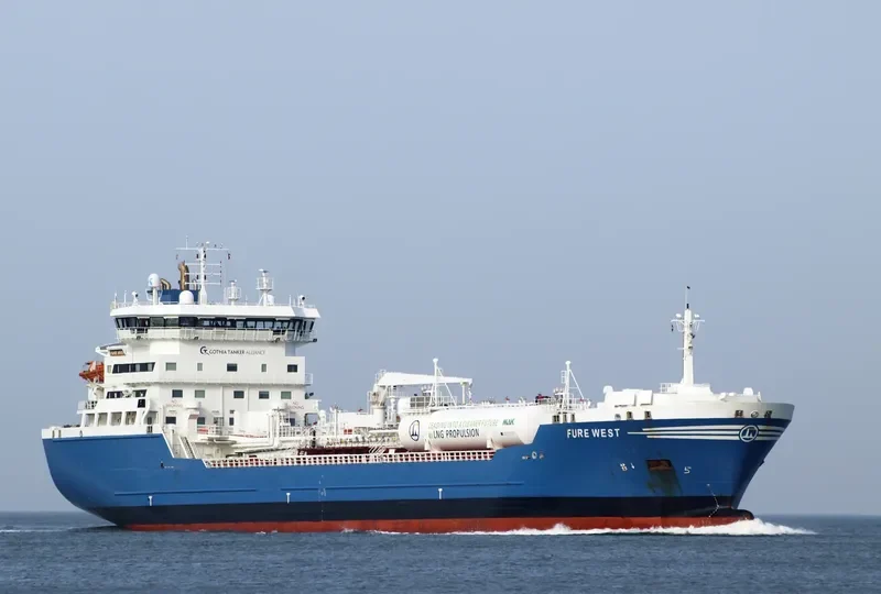FURE WEST Tanker IMO 9301873 photo 3