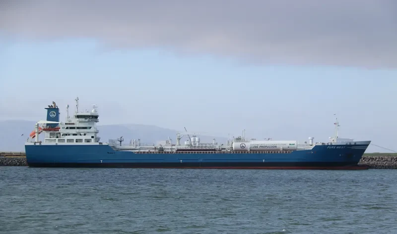 FURE WEST Tanker IMO 9301873 photo 8
