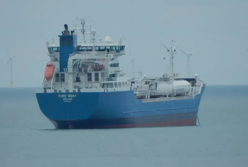FURE WEST Tanker IMO 9301873 photo 9