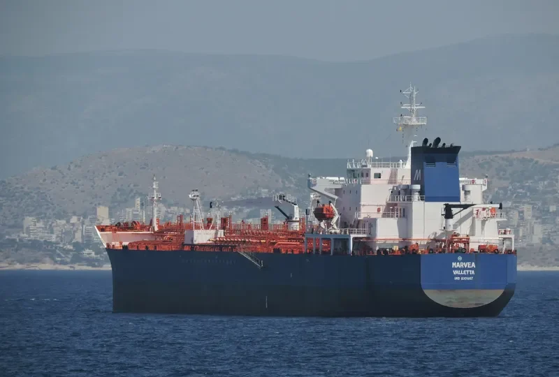 MARVEA Tanker IMO 9301897 photo 10