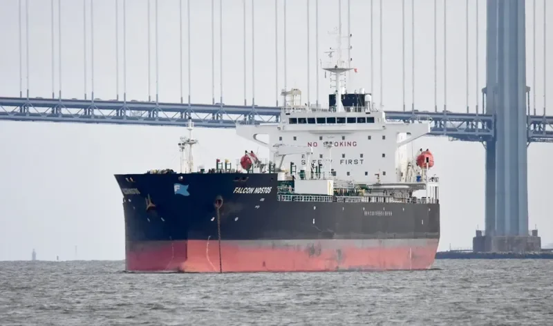 FALCON NOSTOS Tanker IMO 9301902 photo 4