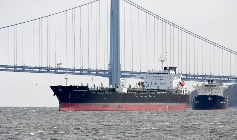FALCON NOSTOS Tanker IMO 9301902 photo 5