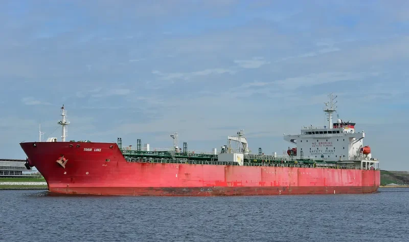 TORM LOKE Tanker IMO 9301914 photo 10