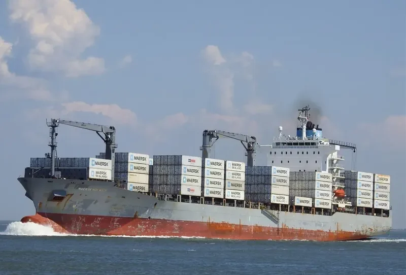 LUCIE SCHULTE Container Ship IMO 9301926 photo 5
