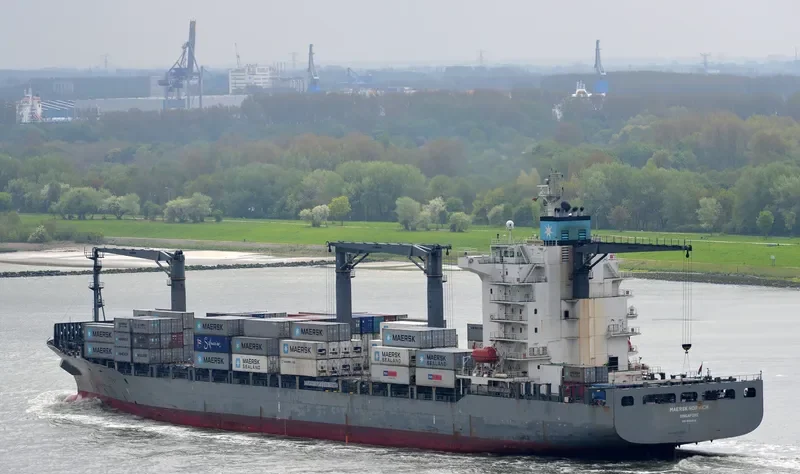 LUCIE SCHULTE Container Ship IMO 9301926 photo 6