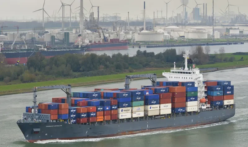 HANNAH SCHULTE Container Ship IMO 9301938 photo 3