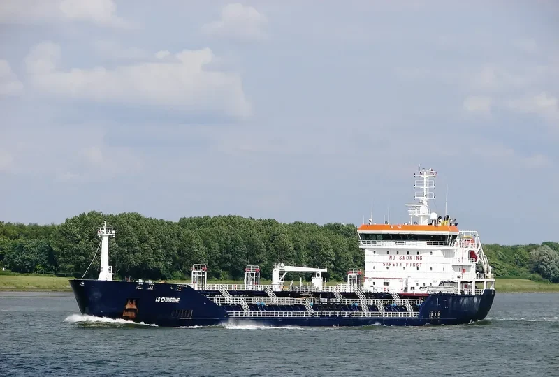 LS CHRISTINE Tanker IMO 9302009 photo 4