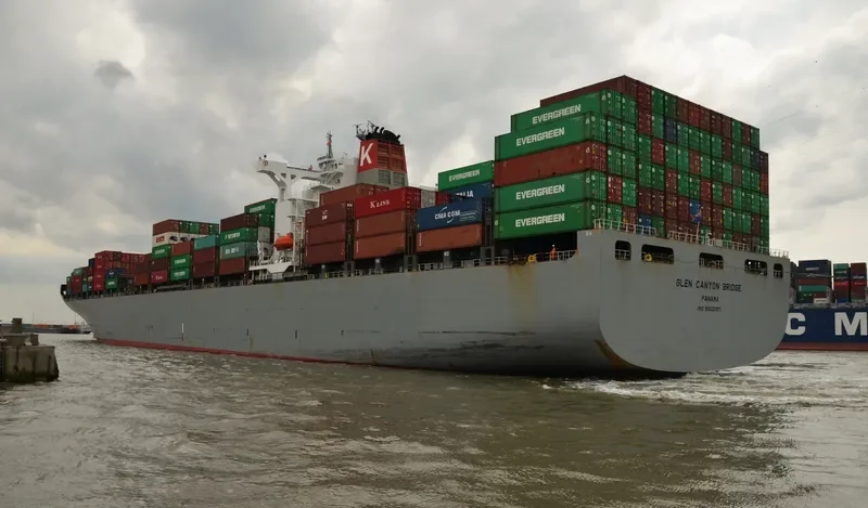 GLEN CANYON Container Ship IMO 9302097 photo 4