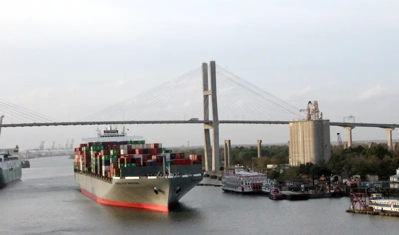 ONE HANNOVER Container Ship IMO 9302138 photo 2