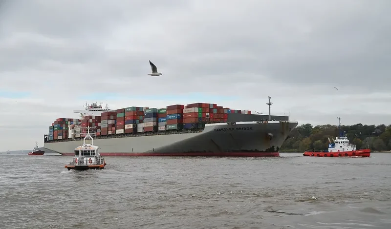 ONE HANNOVER Container Ship IMO 9302138 photo 9
