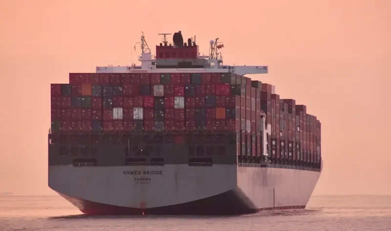 HUMEN BRIDGE Container Ship IMO 9302164
