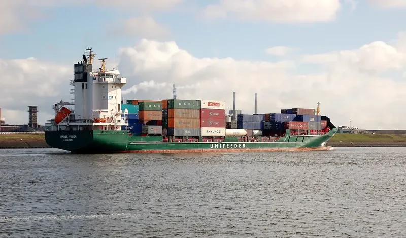 SVEN D Container Ship IMO 9302243 photo 5