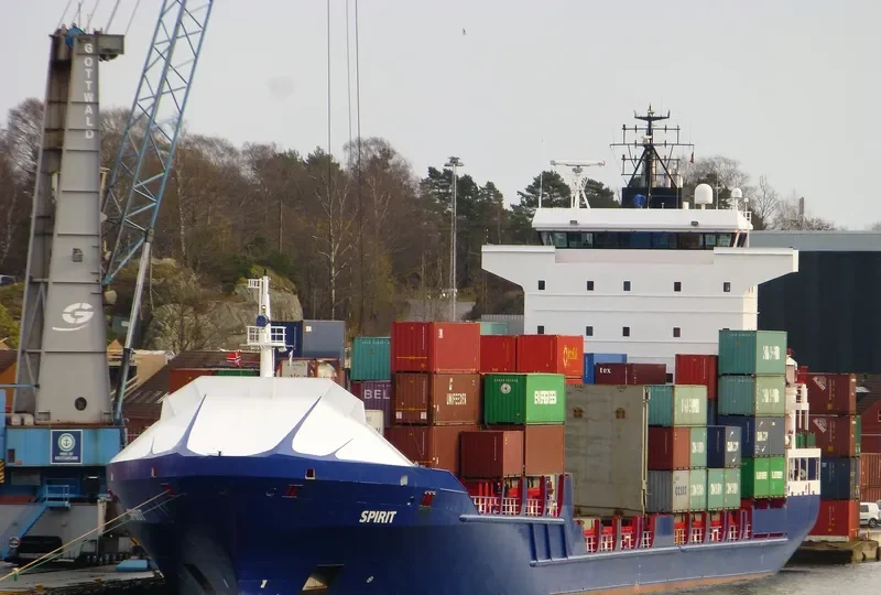 SPIRIT Container Ship IMO 9302255 photo 3