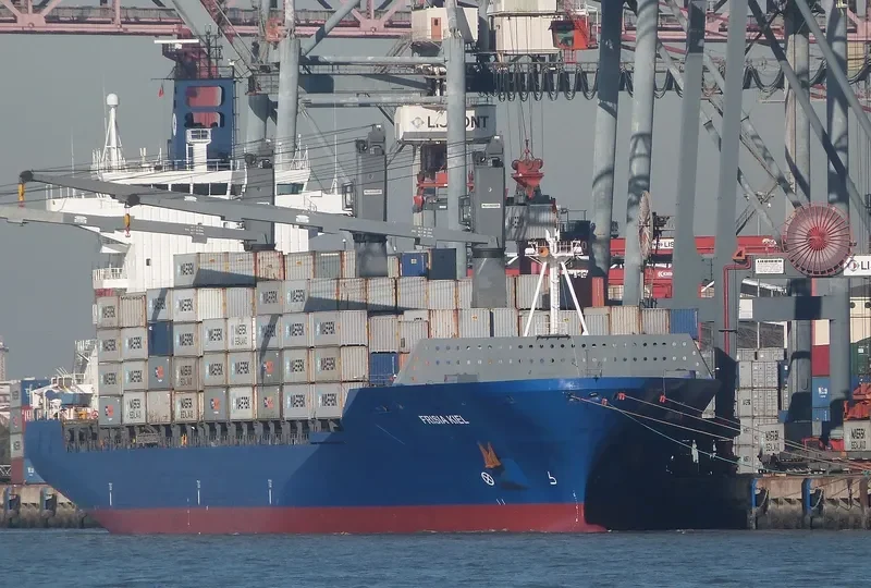 HSL PORTSMOUTH Container Ship IMO 9302437 photo 4