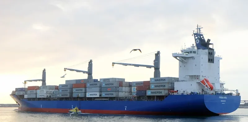 HSL PORTSMOUTH Container Ship IMO 9302437 photo 5