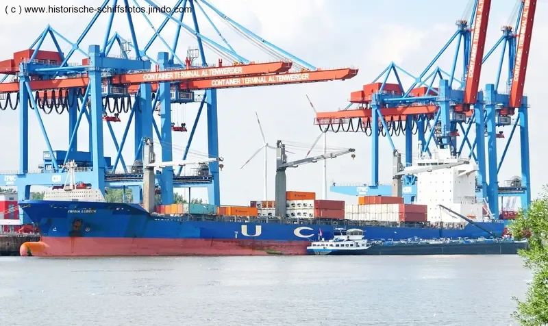 MAERSK DAKAR Container Ship IMO 9302449 photo 2