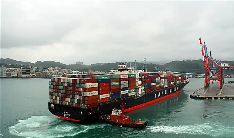 SEAMAX WESTPORT Container Ship IMO 9302645 photo 3
