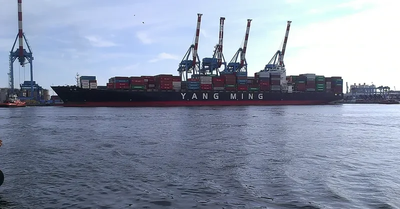SEAMAX WESTPORT Container Ship IMO 9302645 photo 6