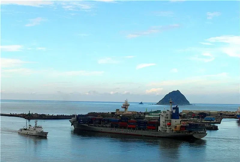 WAN HAI 315 Container Ship IMO 9302695 photo 8