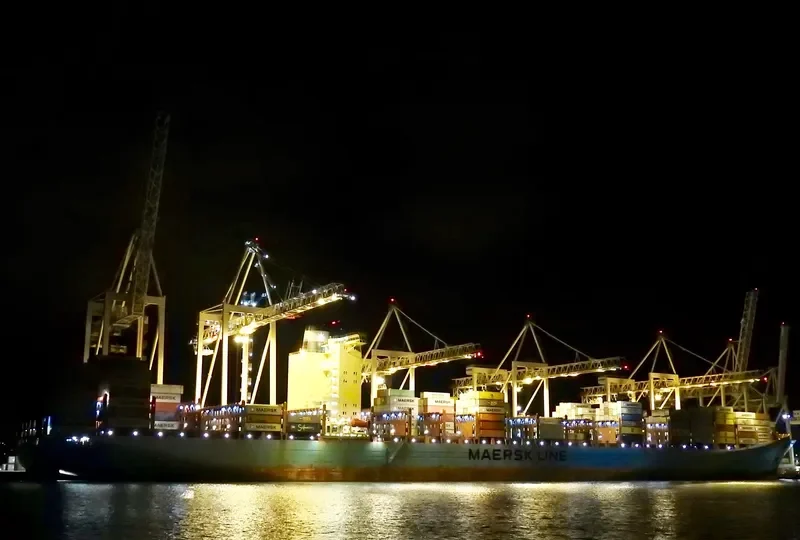 GUDRUN MAERSK Container Ship IMO 9302877 photo 8
