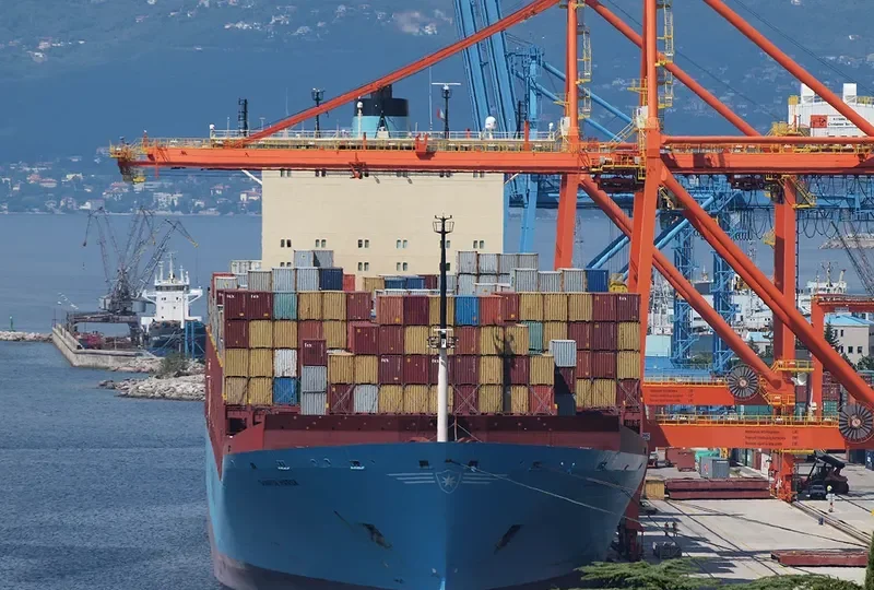 GUNVOR MAERSK Container Ship IMO 9302891 photo 9