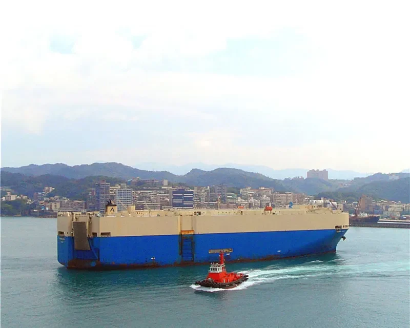 GRAND DUKE Ro-Ro IMO 9303170 photo 10