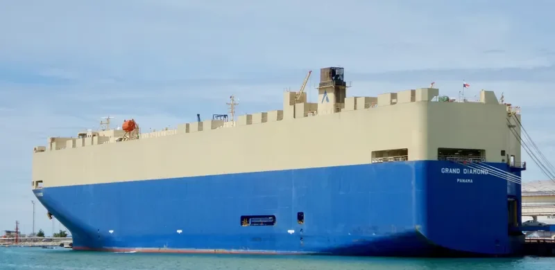 GRAND DIAMOND Ro-Ro IMO 9303223 photo 2