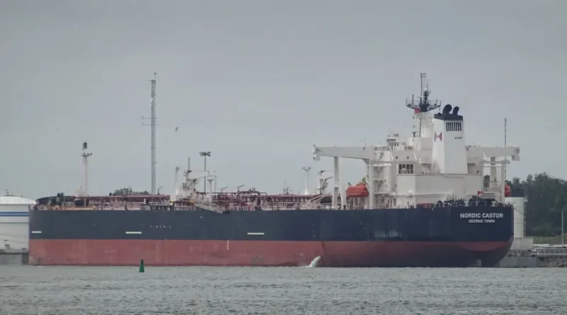 NORDIC CASTOR Tanker IMO 9303247 photo 4