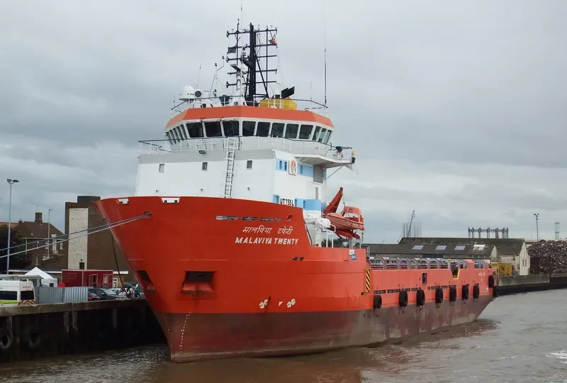 TYPHOON Offshore Vessel IMO 9303481 photo 3