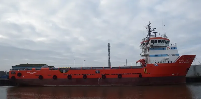 TYPHOON Offshore Vessel IMO 9303481 photo 4