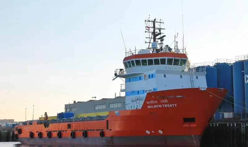 TYPHOON Offshore Vessel IMO 9303481 photo 10