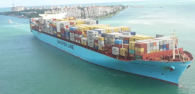 MAERSK STRALSUND Container Ship IMO 9303522 photo 3