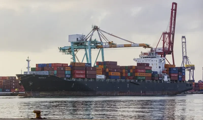 CELSIUS LONDON Container Ship IMO 9303778 photo 3