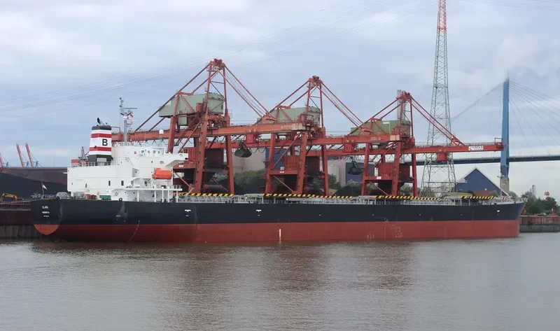 CLARA Bulk Carrier IMO 9304083 photo 2