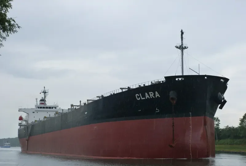 CLARA Bulk Carrier IMO 9304083 photo 4
