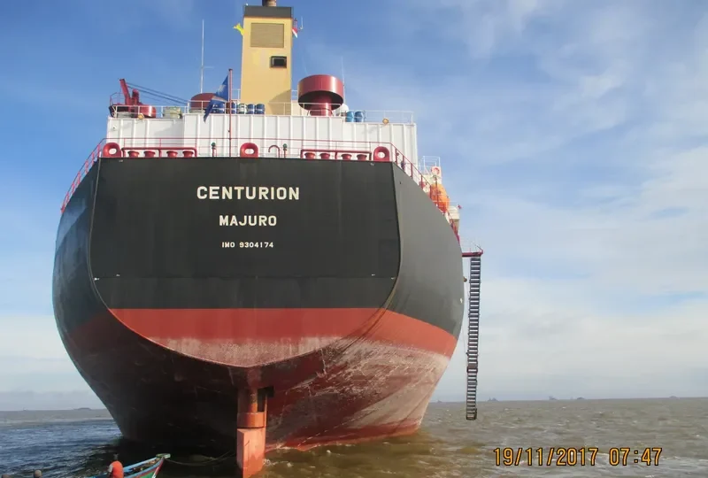 CENTURION Bulk Carrier IMO 9304174 photo 2