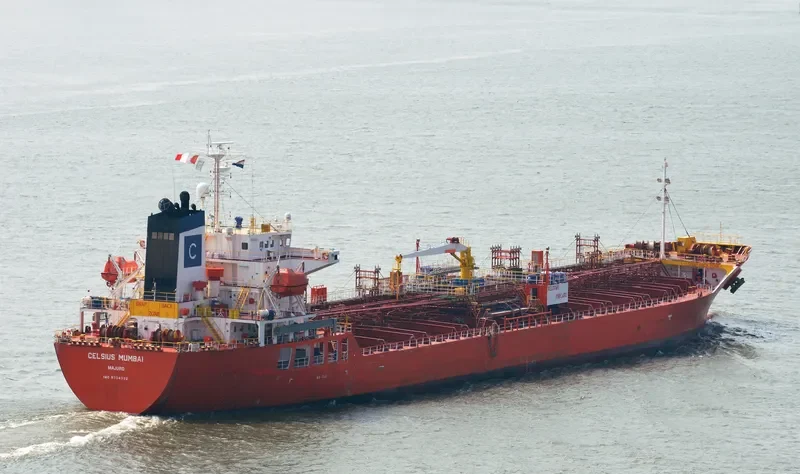 CELSIUS MUMBAI Tanker IMO 9304332 photo 4