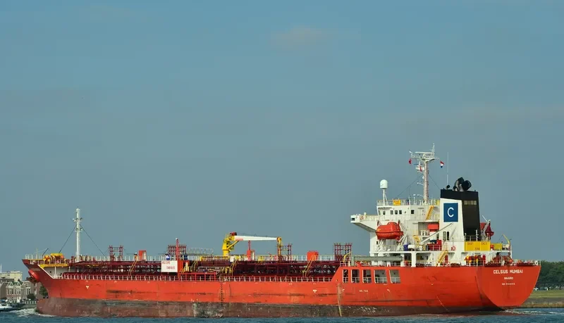 CELSIUS MUMBAI Tanker IMO 9304332 photo 5